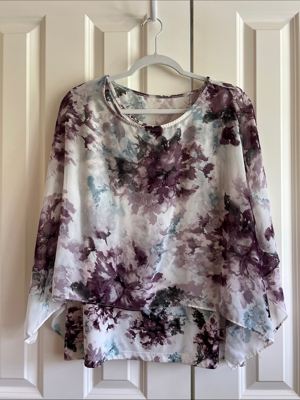 Chico’s Easywear Elegant Purple Floral Layered Women's Top (Chico’s size 3 or XL